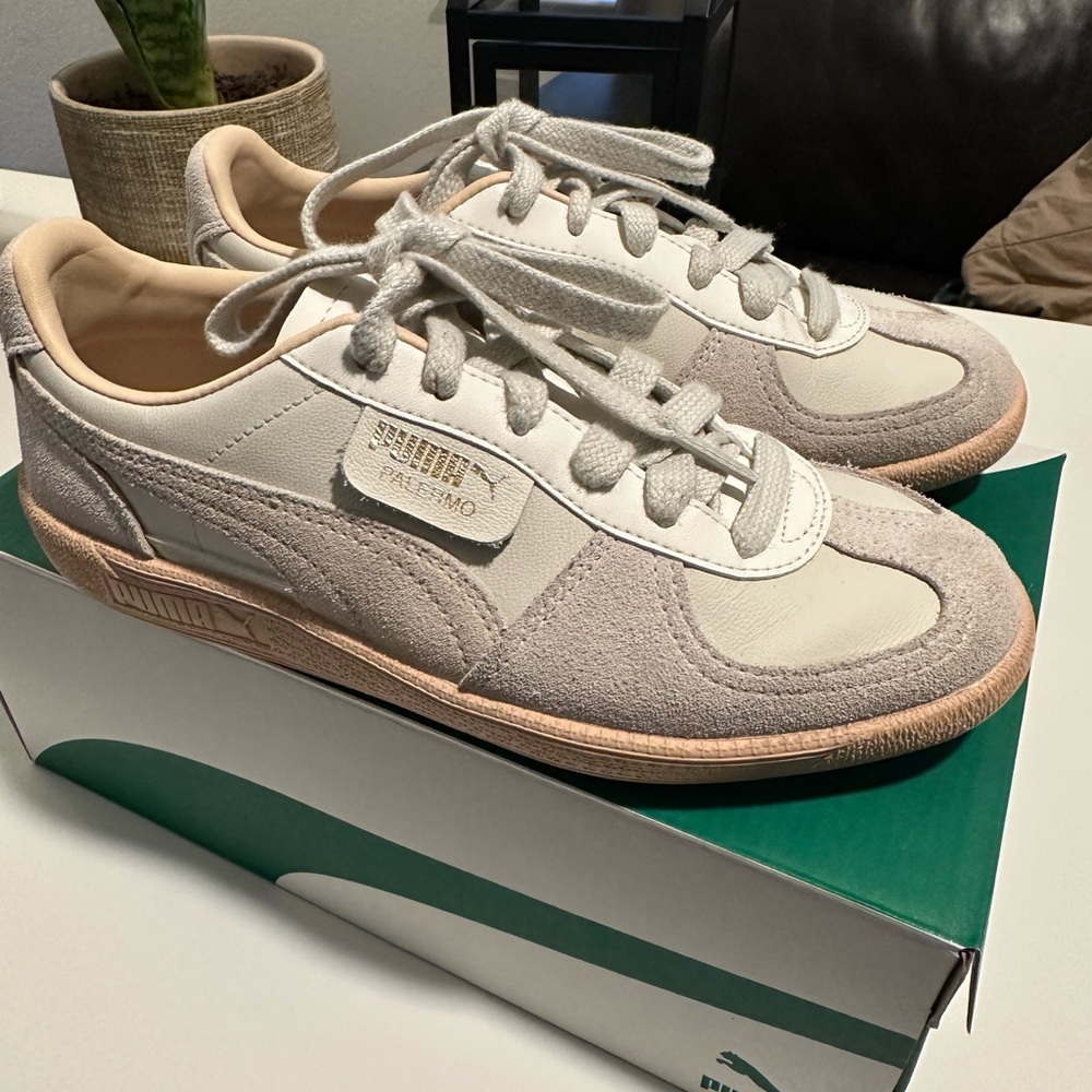 Puma Palermo Leather Cream and Tan Sneakers Women 7.5